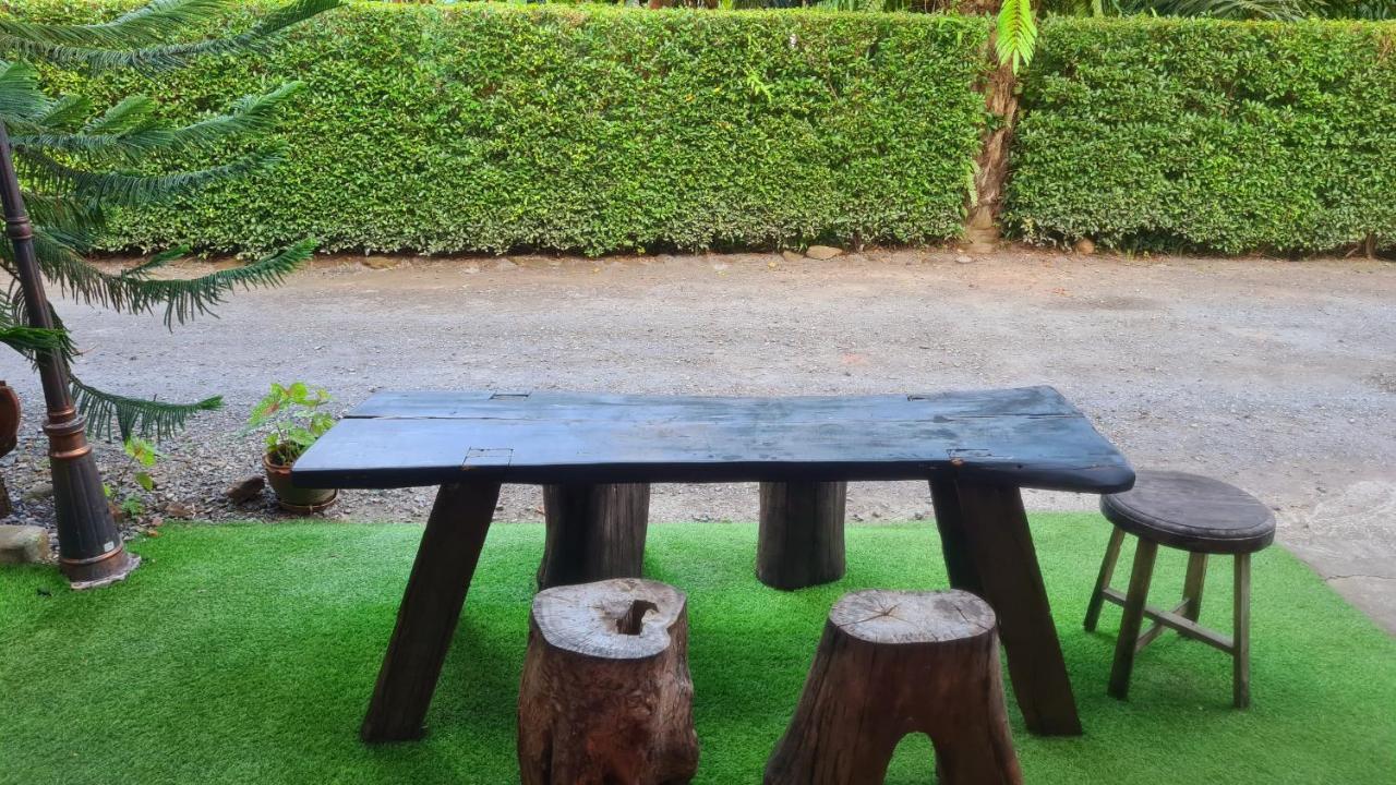 Amantra Homestay & Village Surat Thani Exterior photo
