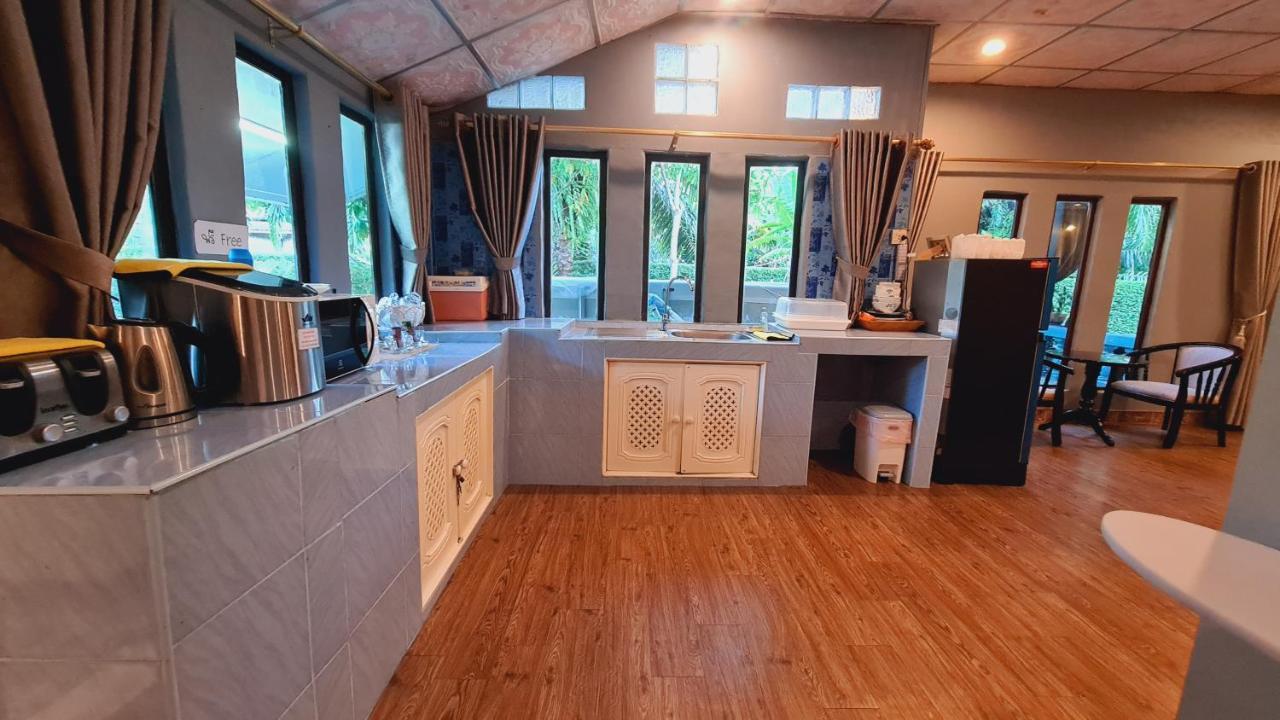 Amantra Homestay & Village Surat Thani Exterior photo